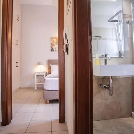 Elena's 5 ארגוסטולי