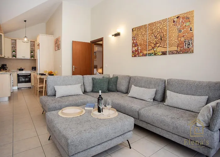 Apartament Elena's 5
